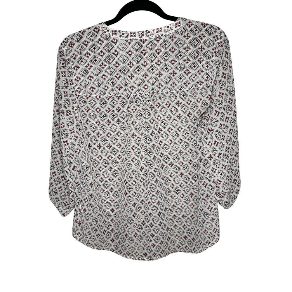 Maurices Women's Geometric Print Tunic Top Roll Tab Sleeves White Red Size L - Picture 2 of 7